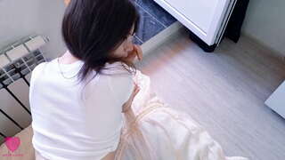 Vékony, aranyos, barna, szexi body, poharak szeret szenvedélyes szex, szopás egy fasz vagy, érzem, dick, az ő kis punci, amíg meg nem kapja cum a lány seggével